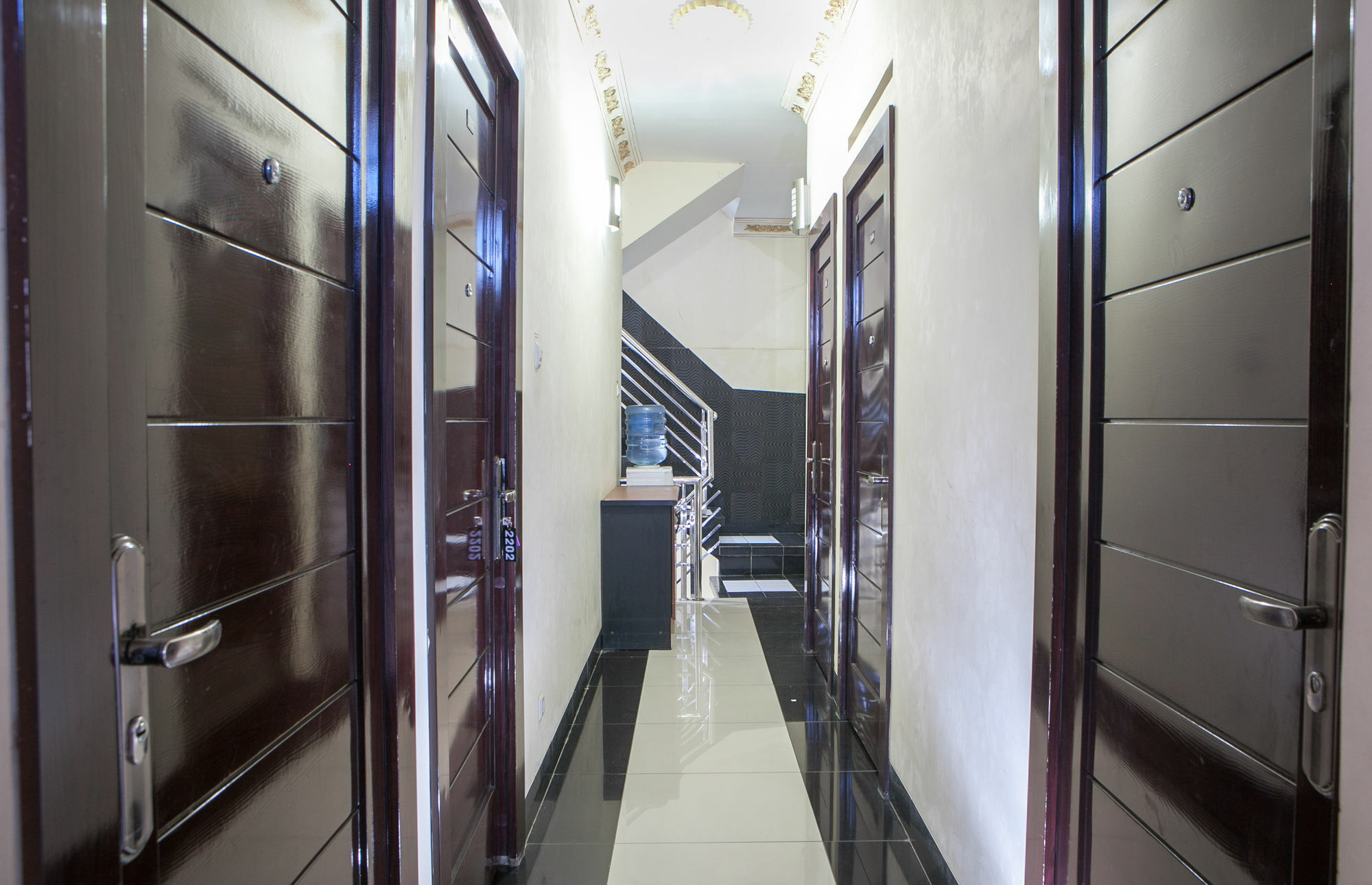 Reddoorz Plus Near Isola Upi Hotel Bandung Bagian luar foto